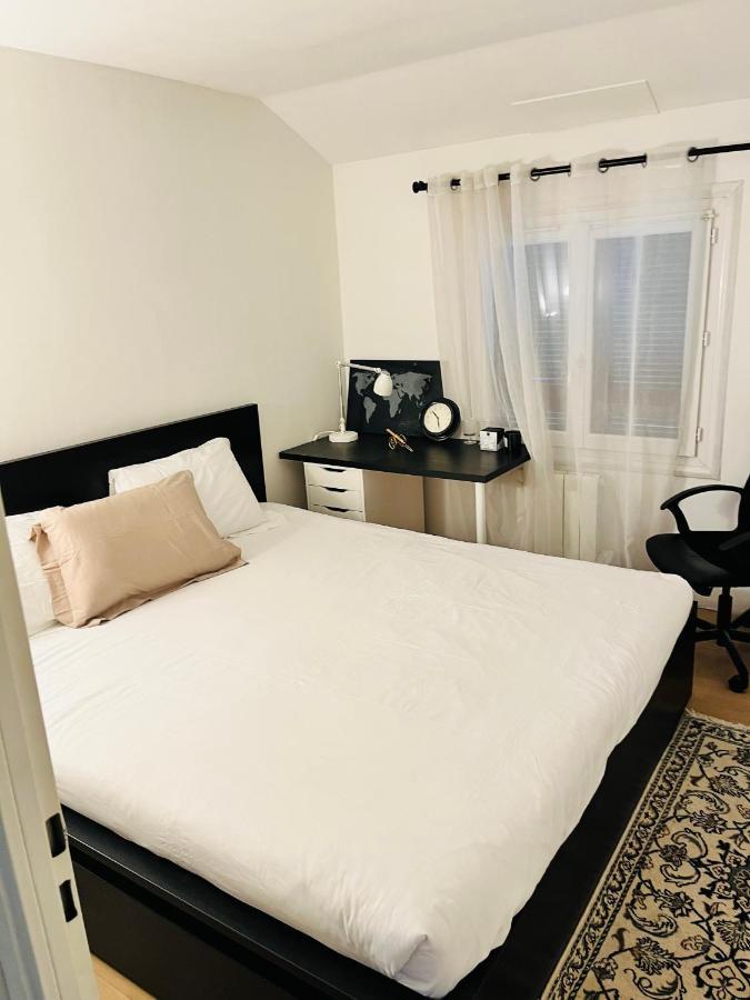 Private Rooms In A Tiny Home 4 Min Drive To Airport Cdg ,1 Private Bathroom Ideal For Families And Friends Роаси ан Франс Екстериор снимка