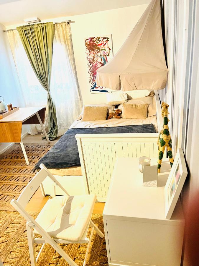 Private Rooms In A Tiny Home 4 Min Drive To Airport Cdg ,1 Private Bathroom Ideal For Families And Friends Роаси ан Франс Екстериор снимка